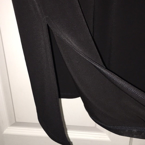 Sheer inset long sleeve tunic - Picture 4 of 4